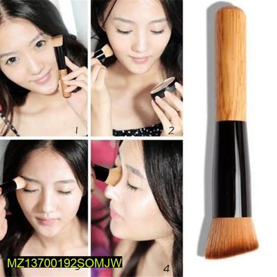 Professional Makeup Foundation Brush Wooden Handle 14.8cm